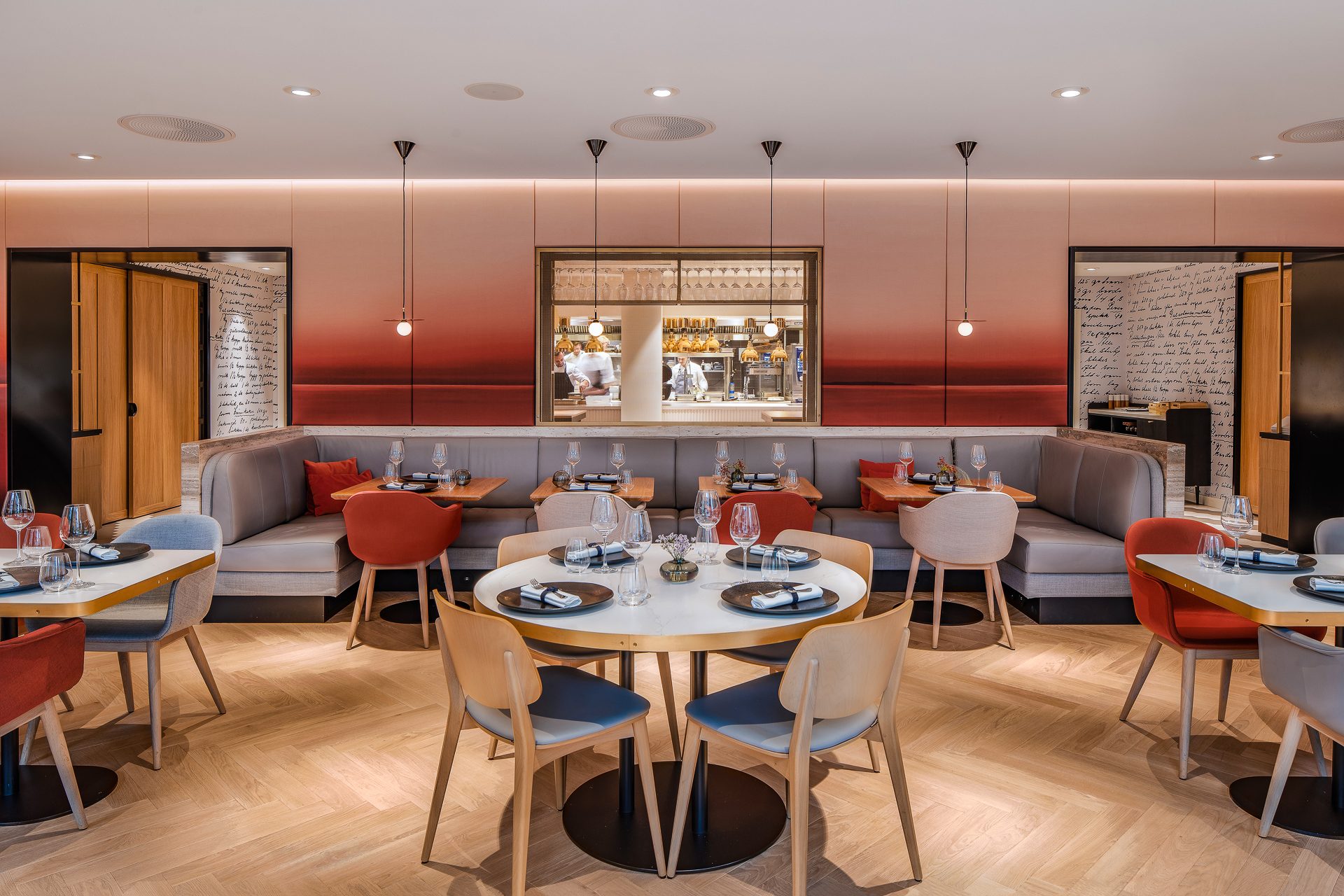 Restaurant Nova餐厅 ©Wouter van der sar