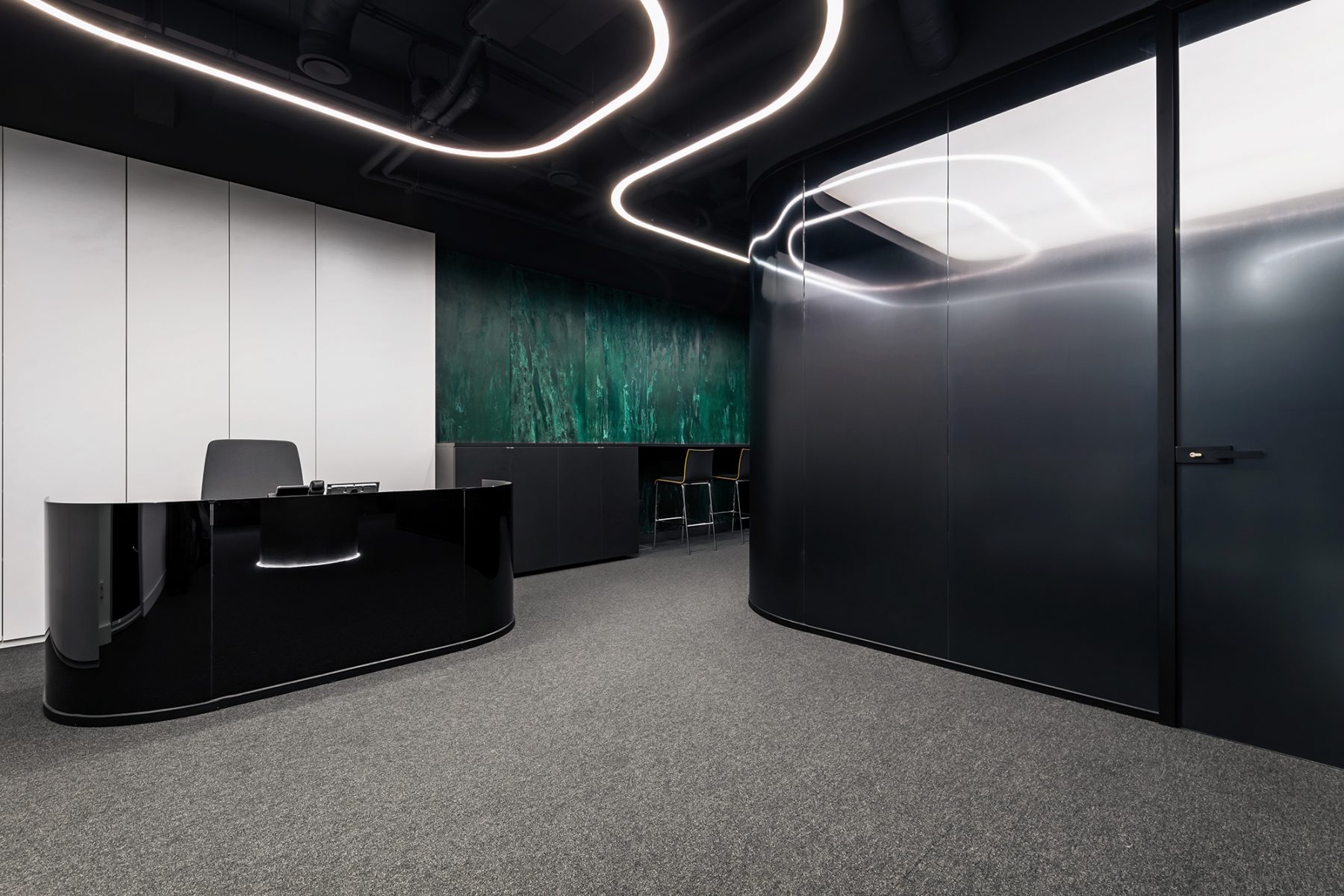 IQ office